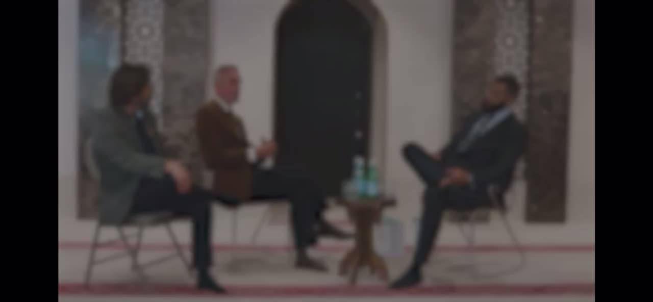 Jordan Peterson sits down with Muslim leader to establish communication