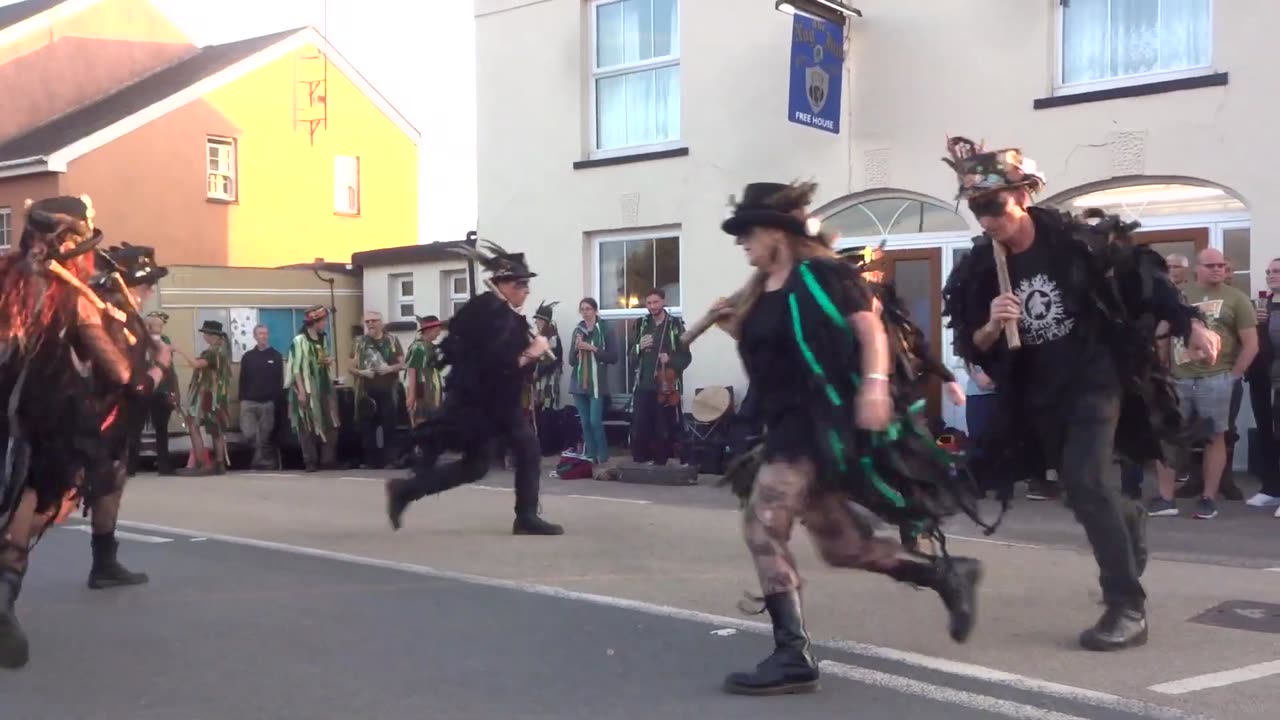 Beltane Border Morris - Huntress - Nog Inn, Feniton - 20 Jul 23