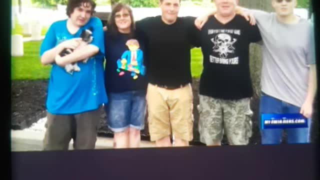 Awesome News starts reporting vax injuries