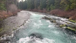 BEAUTIFUL Turquoise Metolius River – Central Oregon