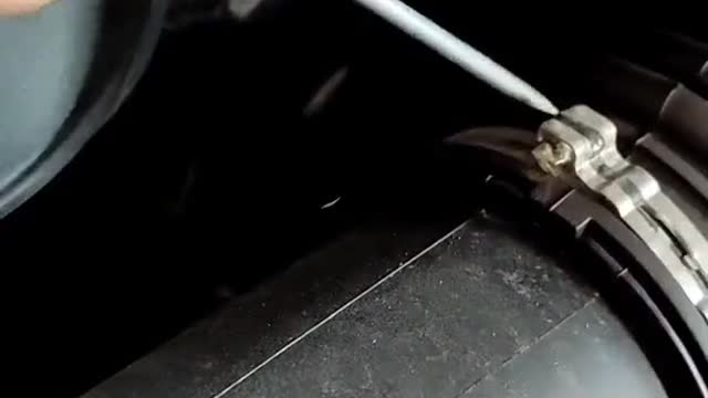 One ear throat band special