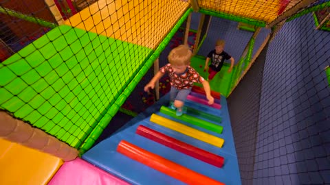 Fun Indoor Playground for Family and Kids at Leo's Lekland