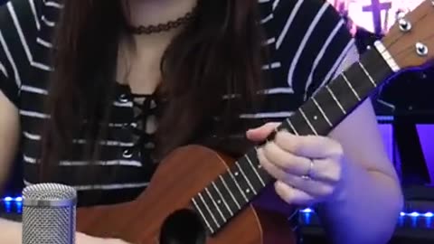 Sweet Child O' Mine Solo On A UKULELE? 😰