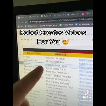 USING ROBOT CAN AUTOMATICALLY GENARATE VEDIOS