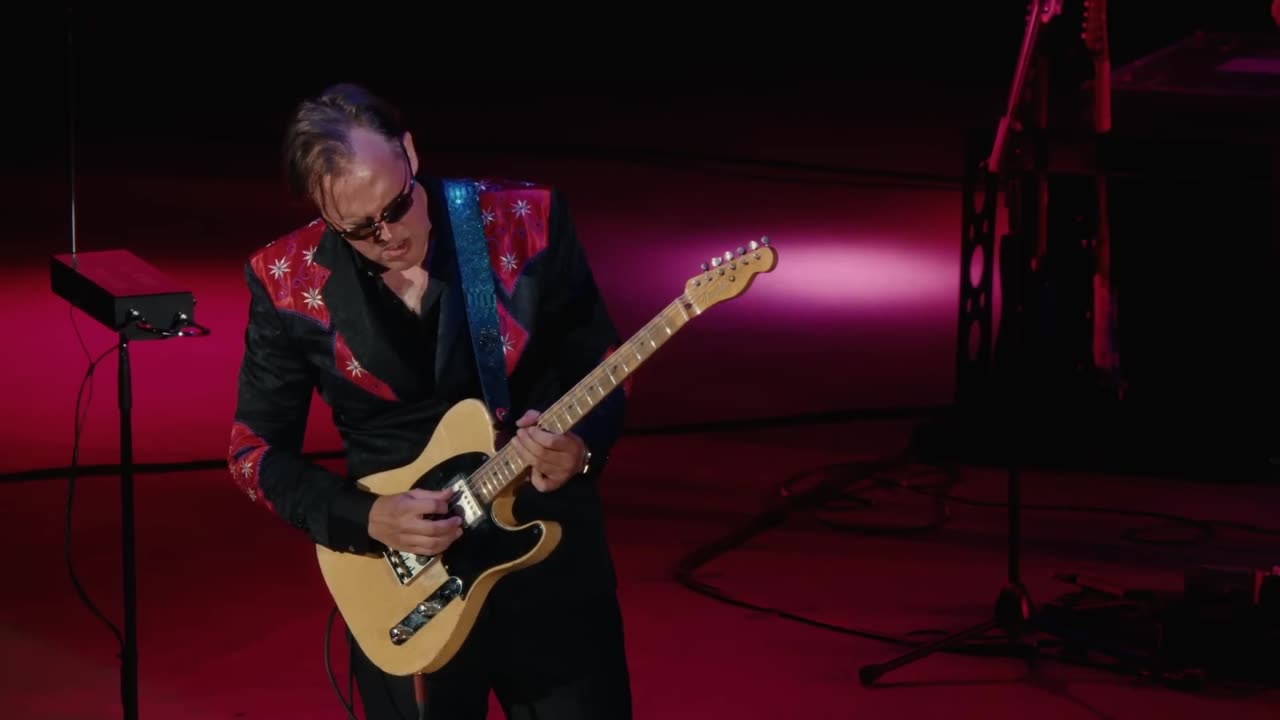 Joe Bonamassa - ＂The Heart That Never Waits＂ (Live) - Tales of Time