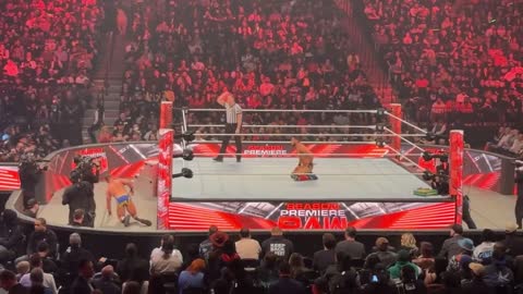 Austin Theory vs Johnny Gargano - WWE Monday Night Raw 10_10_22