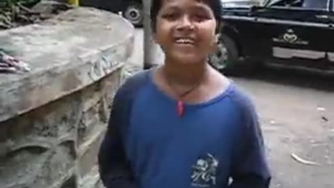 A street seller kid in India speaks a dozen global languages!