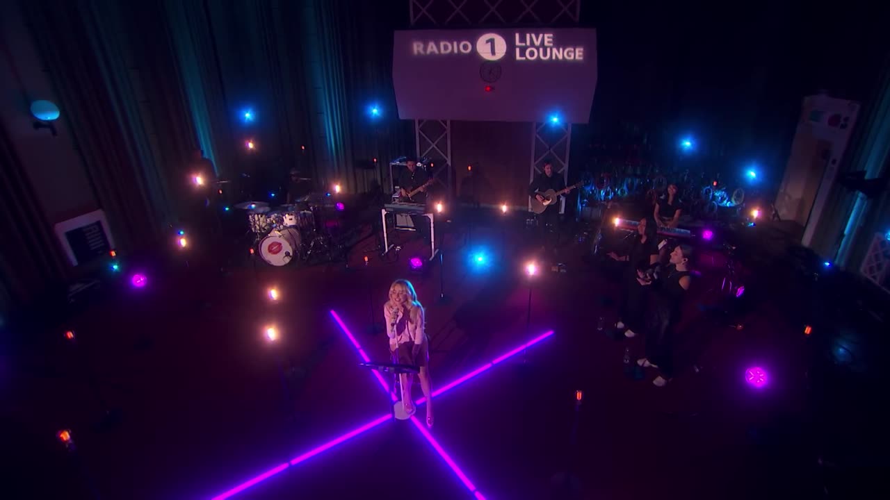 Sabrina Carpenter - Good Luck, Babe! (Chappell Roan cover) in the Live Lounge