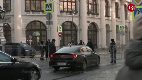 Police are flocking to the Kremlin - Security tight in Moscow ahead of key Putin speech