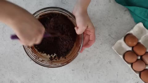 A Brownie in a One-Bite, Fudgy Cookie