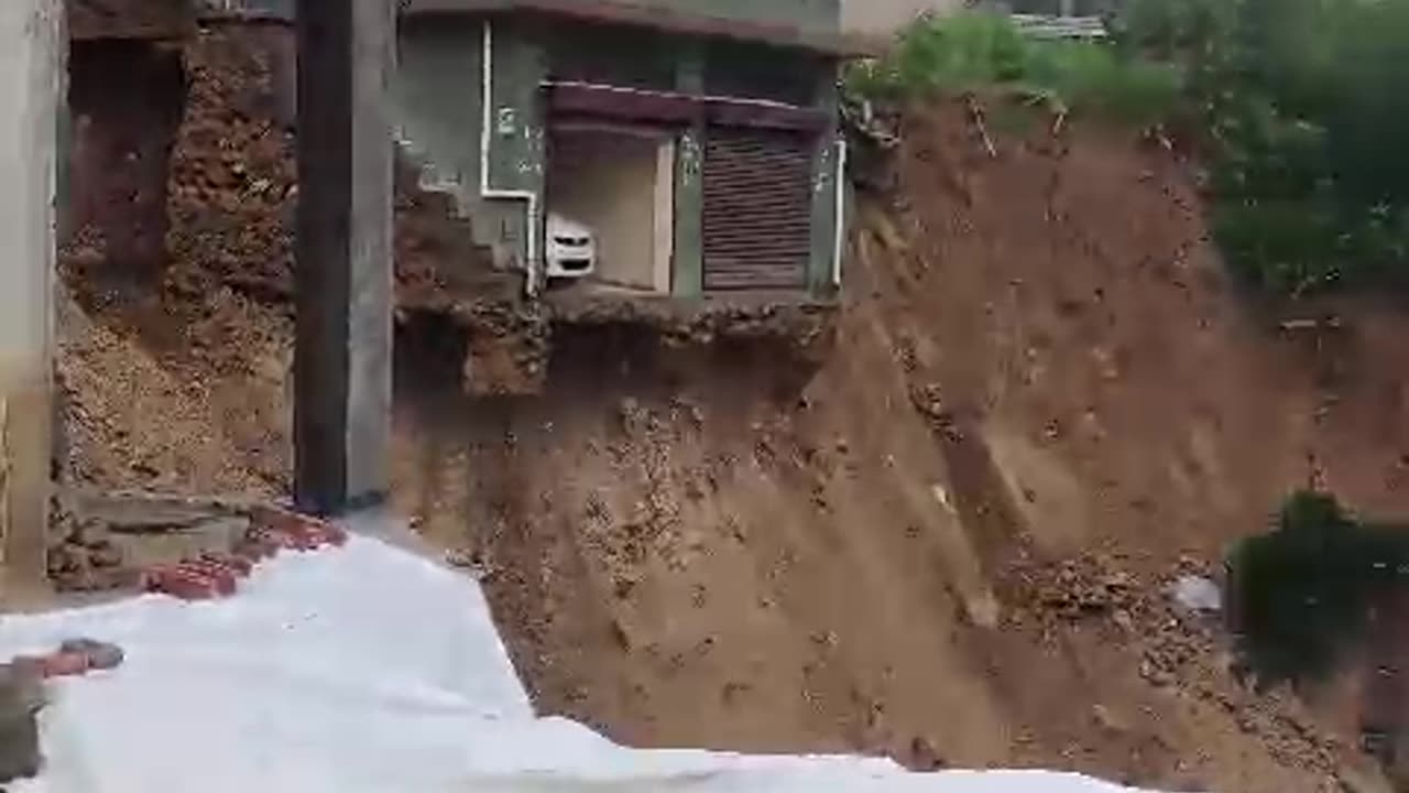 himachal flood videos