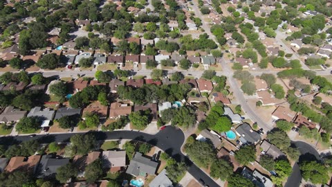 Dji Flys INTO plane