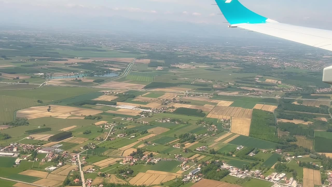 Approach and landing near Venice Italy ( Trieste Airport)