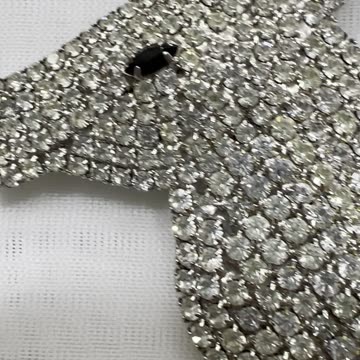 Rhodium Plated 3” x 3” Buck Brooch. Made with Swarovski Crystal. Deer Pin.