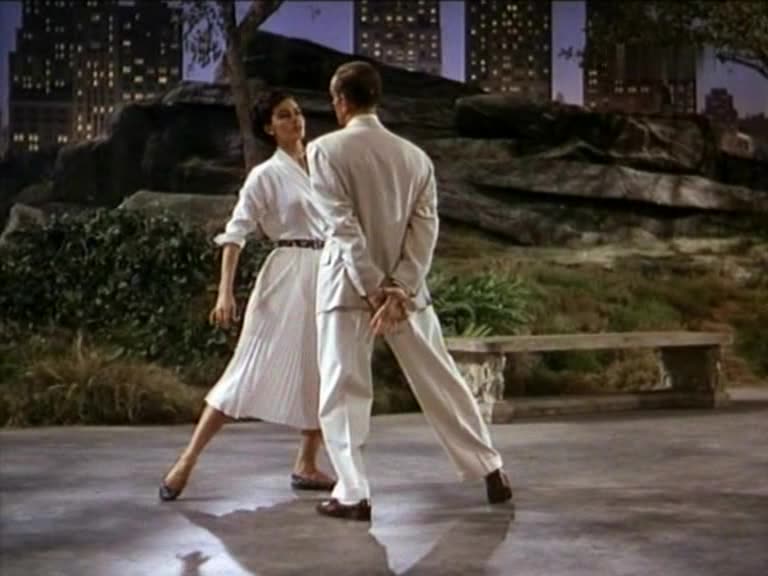 Fred Astaire & Cyd Charisse - Dancing In The Dark = Band Wagon 1953