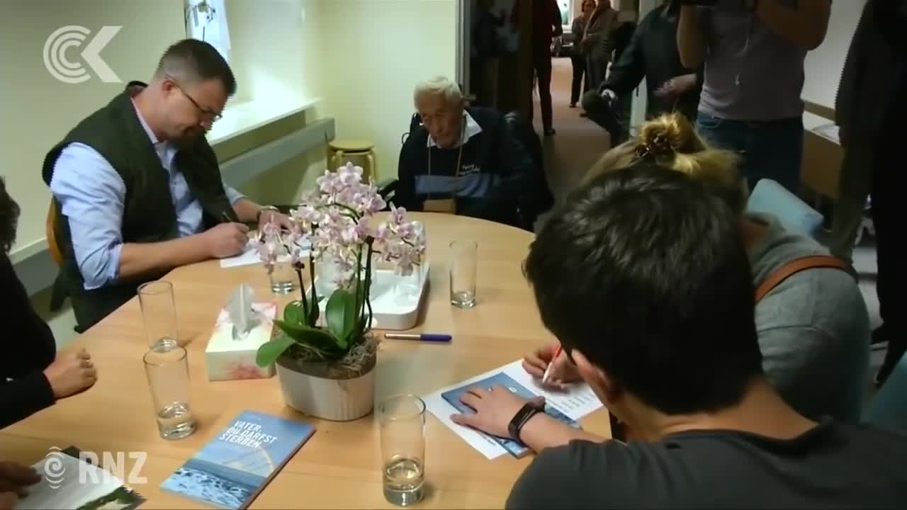 104 year old Australian man ends life in Switzerland RNZ Checkpoint