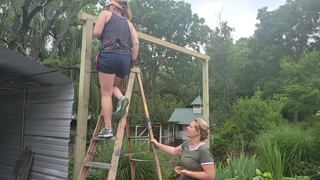 5th God's Little Acre Entrance Reno: Crossbeam!🏗️🚧👷♀️