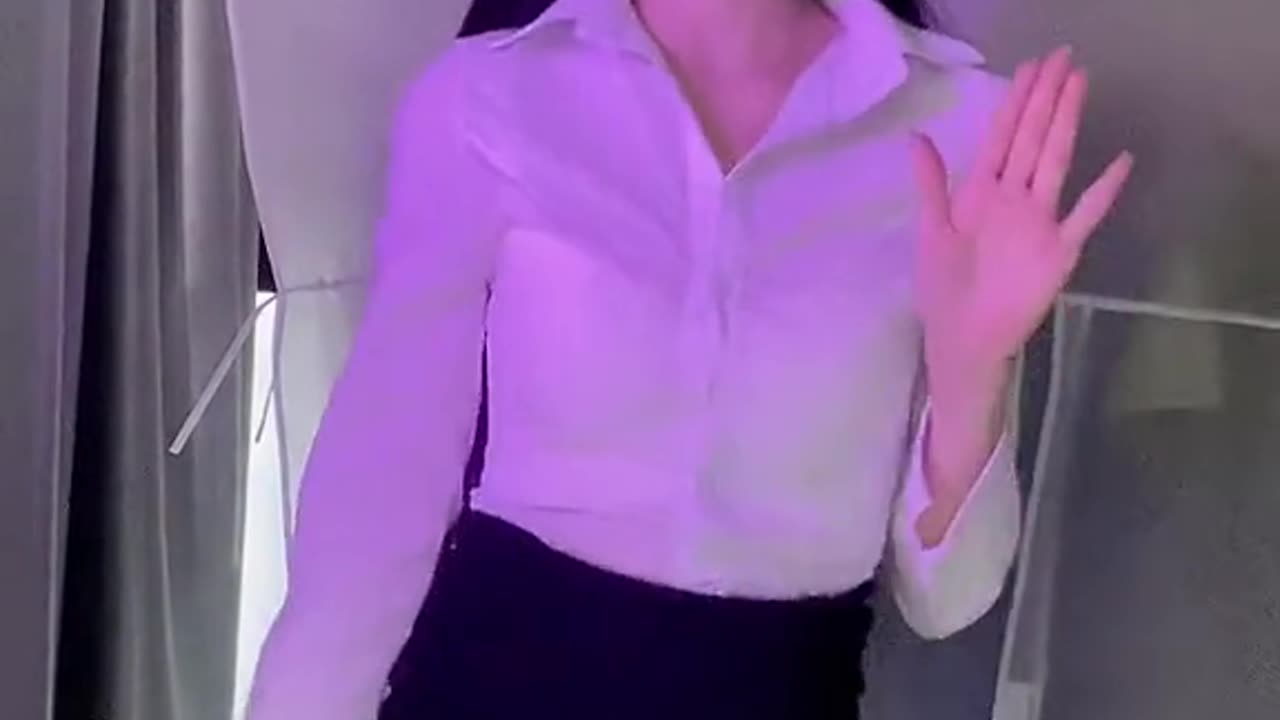 sexy dance asia girl on tiktok