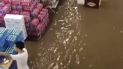 China mall flooded