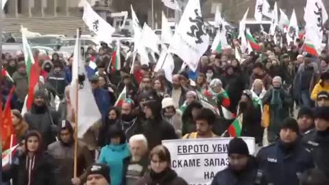 'We are not slaves. EU building in Sofia egged by anti-euro protesters