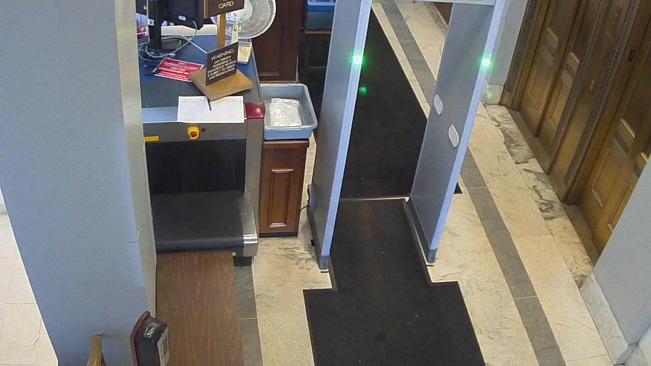 1017RSOB01DelAveADADoor_2021-01-06_14h30min08s880ms.mp4