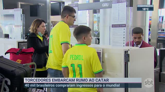 Torcedores brasileiros embarcam rumo ao Catar | SBT Brasil (18/11/22)