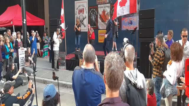 Maxime Bernier speaks at the CPSBC rally October 7, 2022