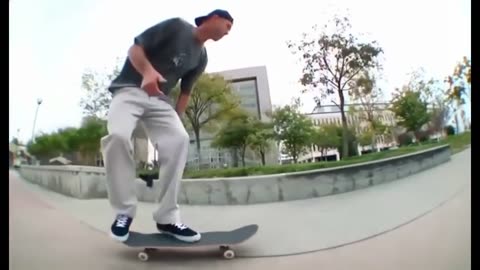 SKATEBOARDING - ANDREW REYNOLDS
