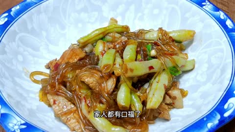 A large plate of farm food stewed with soup and water