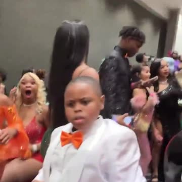 Little bro was so angry with his momma 💀