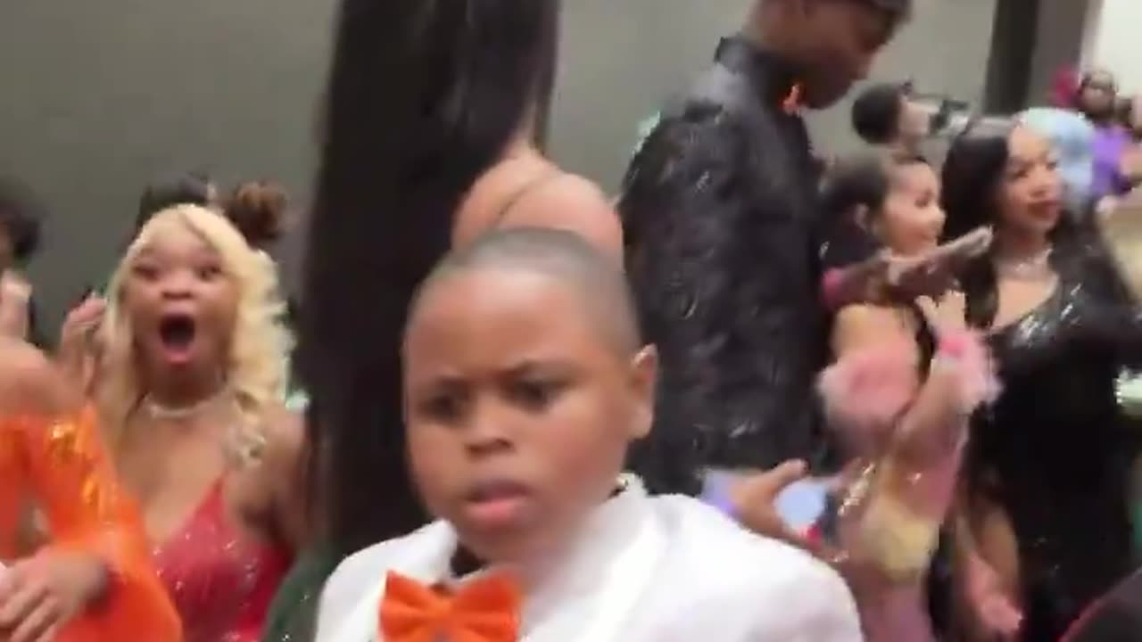 Little bro was so angry with his momma 💀