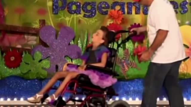 TEARJERKER 😭💕 Dad dances with daughter in wheelchair #shorts