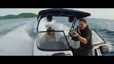 Megalodon Chases Jonas Scene _ MEG 2 THE TRENCH (2023) Action, Movie CLIP HD (1)