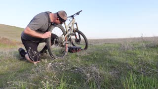 Sidewall Puncture on a tubeless tire (Mountain bike)