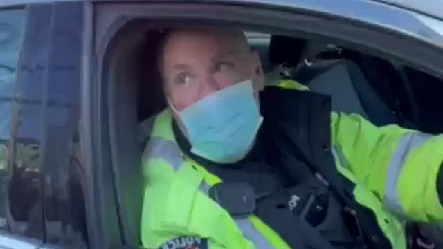 Trudeau: "Truckers in Ottawa hateful and violent". Meanwhile: Truckers in Ottawa...
