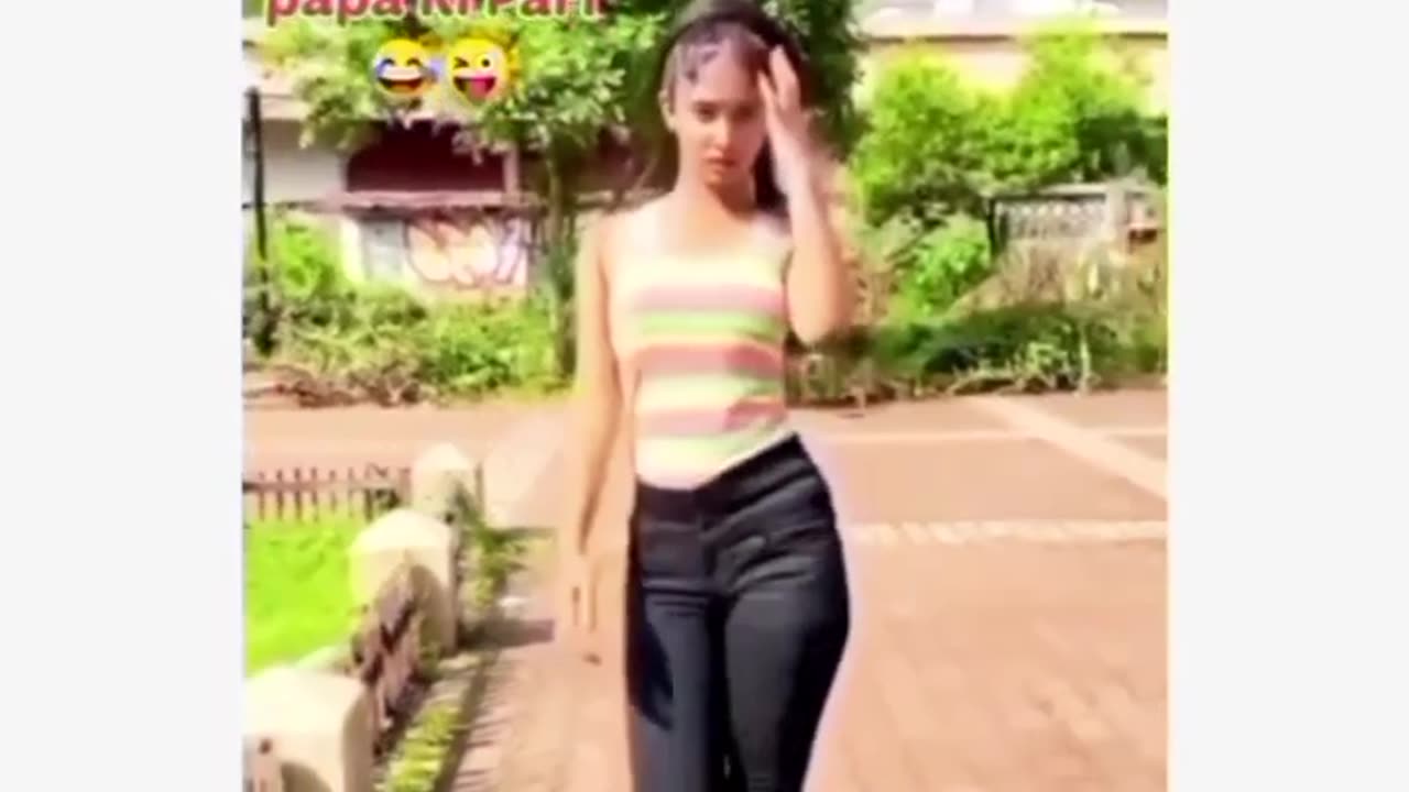 Girl Vs Crow Queen