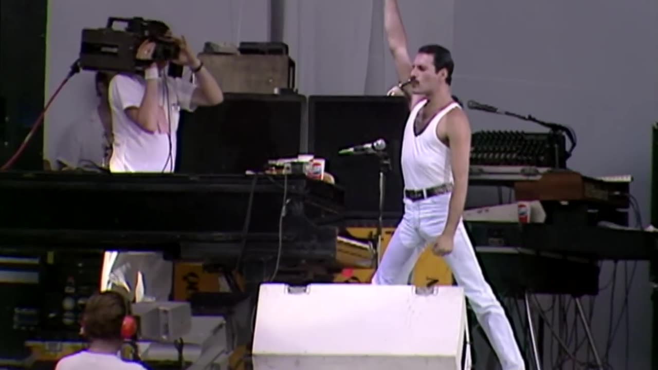 Queen - Bohemian Rhapsody (Live Aid 1985)