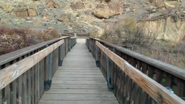 Bridge Crossing Before Sunrise – Smith Rock State Park – Central Oregon – 4K