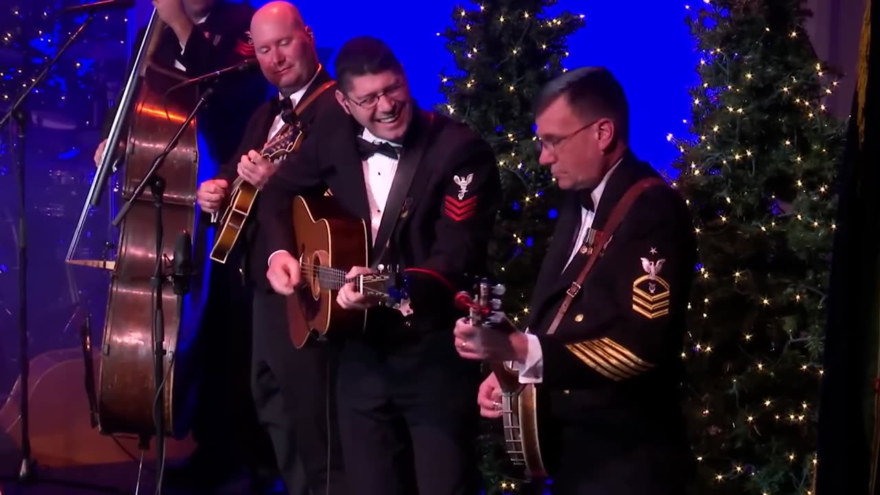 Dueling Jingle Bells - United States Navy Band