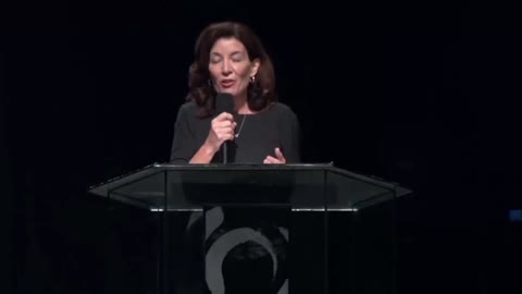 GOD TELLING US TO TAKE THE VACCINE 😨😨😨