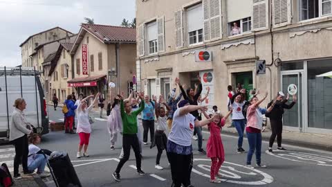 Les Masques BLancs Lyon, les Pec691 dansent ensemble sur HK et Jerusalema 17 juillet 2021