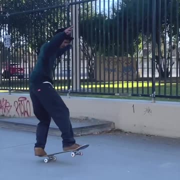 #MON🔥 Victor Brooks (📹 whiskeybarrel_, porschevuitton)