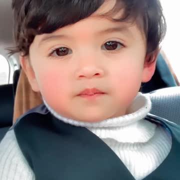 Very cute baby 💕💕💓💓💓😘😘🥰🥰🥰