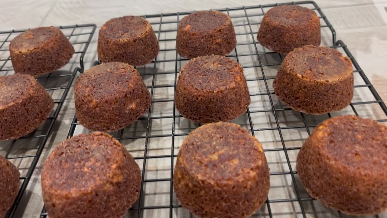 Banana Bread Muffins