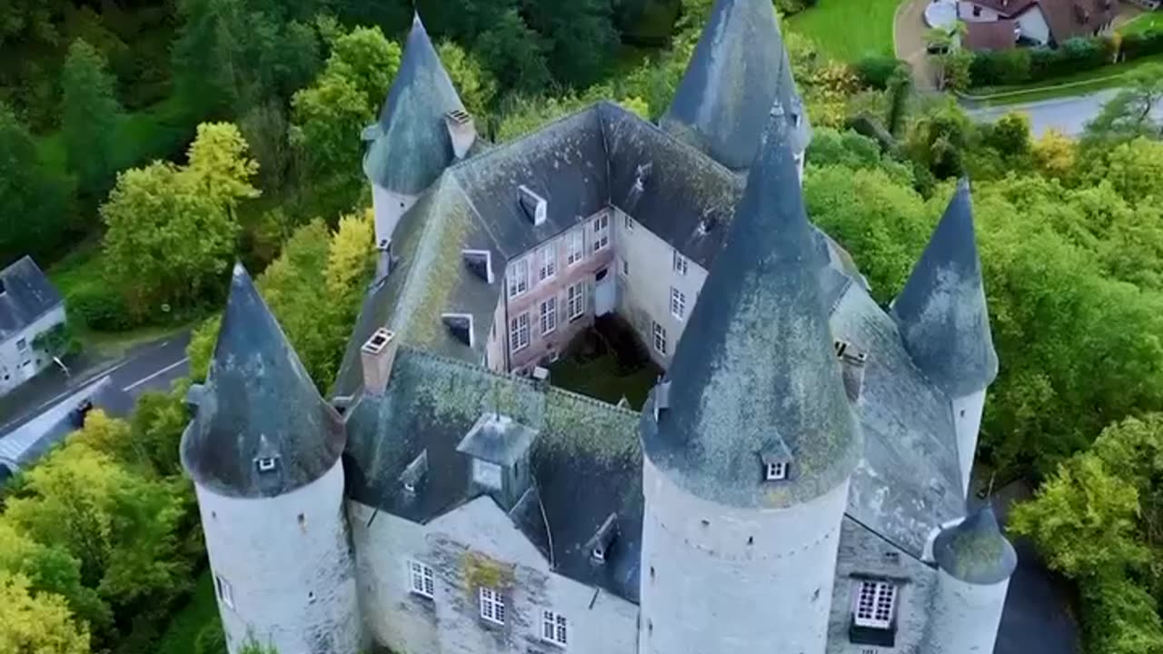 The Castle Of Celles Known As The Castle De Veres~An Exceptional Monument In Belgium