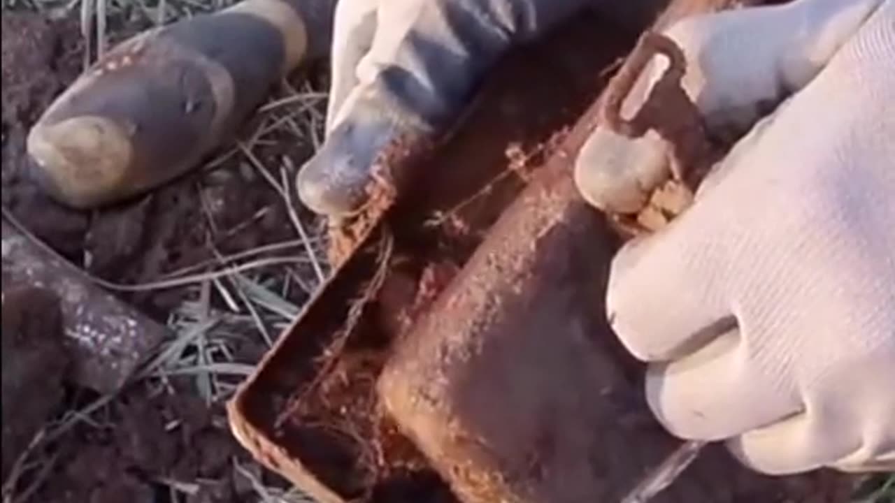 How to make a mask 😭 to be a half of it to you to