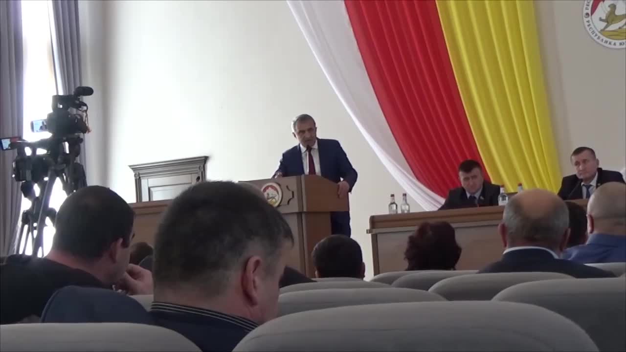 Скандальная сессия парламента в Цхинвали -30.12.2021