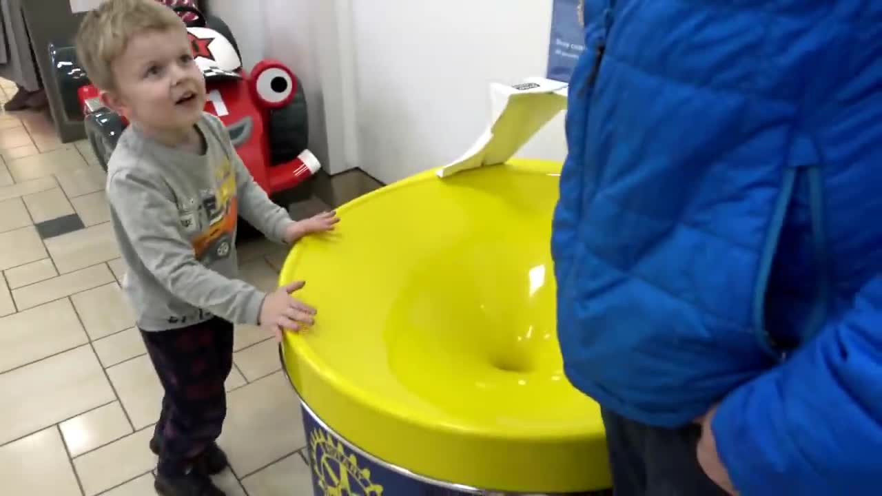 Learning videos for Kid Coin Machine like Marbel Funnel