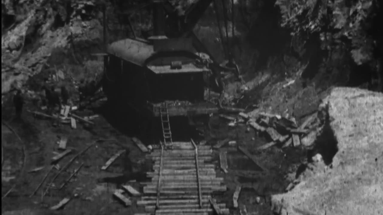 Pennsylvania Tunnel Excavation (1905 Original Black & White Film)