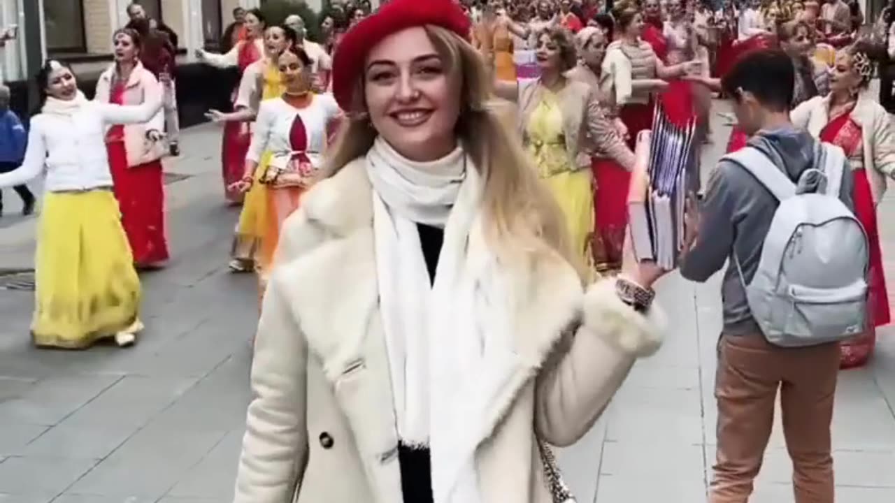 iskcon Devotees doing kirtan in Russia 🇷🇺 Moscow #trending #harekrishna #russianhindu #shorts